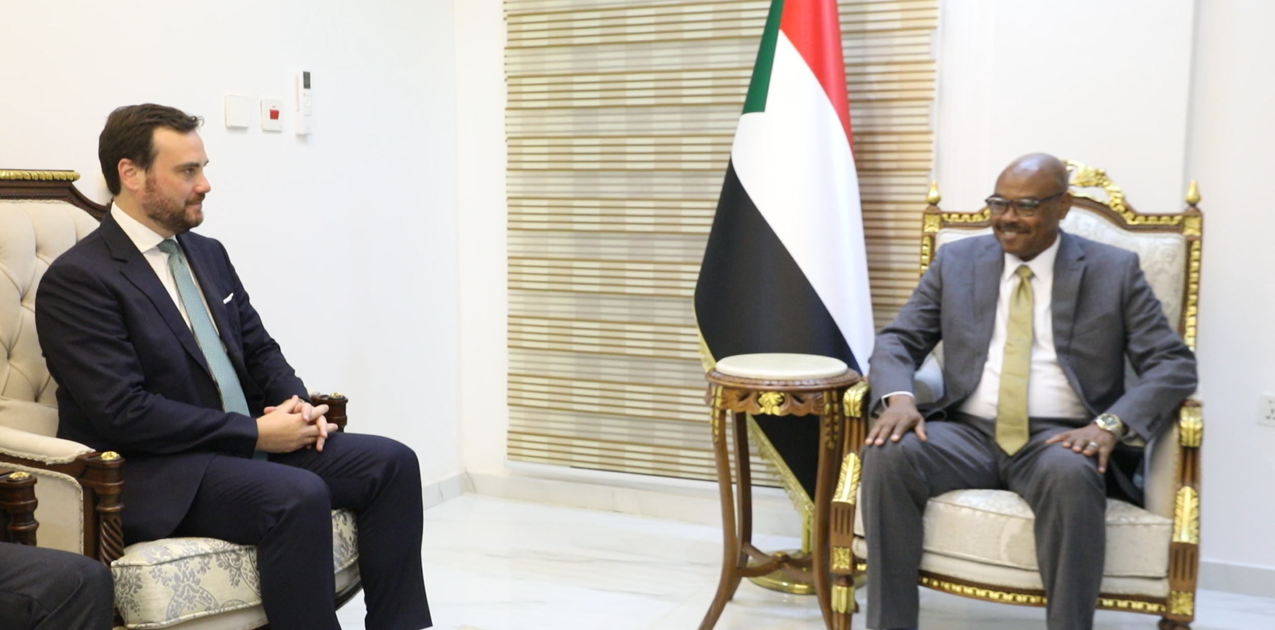 Lieutenant General Al-Sadiq Ismail Mahmoud Discusses Areas of Humanitarian Cooperation Between the Two Countries with the Spanish Ambassador